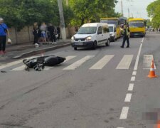 Масштабна аварія у Вінниці, дітей забрала швидка: кадри з місця