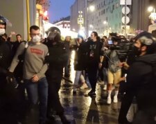 Протест в Москве: силовики Путина атаковали людей, начались массовые зачистки, кадры