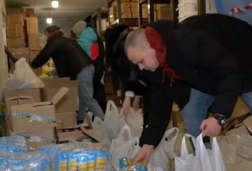Бесплатные продукты для ВПЛ и пенсионеров в Кривом Роге