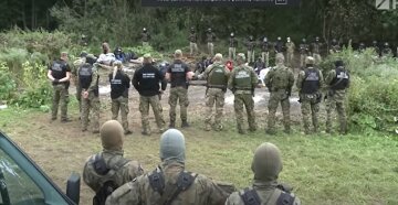 Сотні українців затримали в Польщі: в чому причина і що їм загрожує