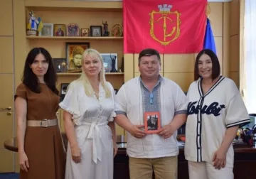 на Подолі презентували «Шість чуттів» Ксени Епель