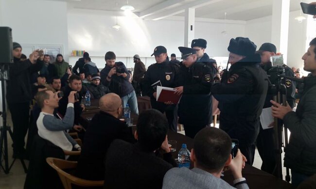 омон