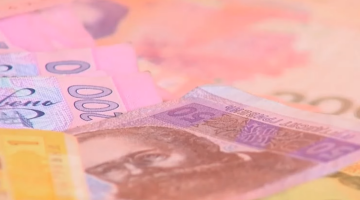 Денежная помощь для пенсионеров в Черкасской области