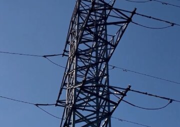 Графіки відключення світла у Дніпропетровській області на 13 березня