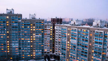 Дача на крыше многоэтажки: киевлянин покорил сеть кадрами своего экстремального дома
