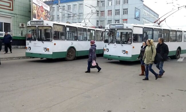 У Дніпрі перекриють жвавий проспект і поміняють маршрути транспорту: в чому причина