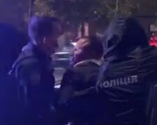 "Ну дай попісяти": зірку українського футболу пов'язала поліція, був п'яний в устілку