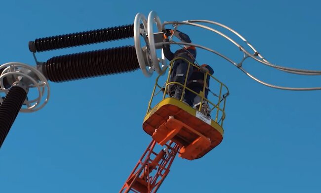 Графіки відключення світла у Чернігові на 4 лютого