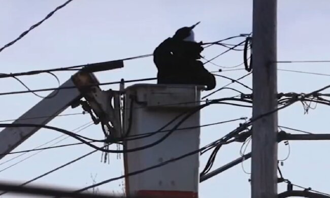 Графики отключения света в Ивано-Франковской области на 18 марта