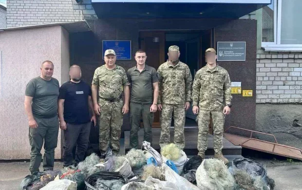 Экологи из Житомирской области помогают ВСУ: из браконьерских сеток — в маскировочные