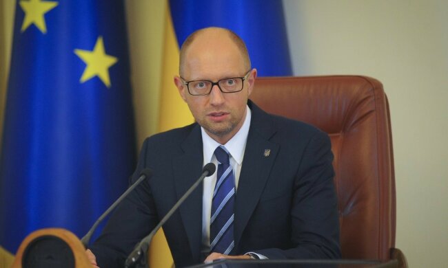 яценюк премьер кабмин