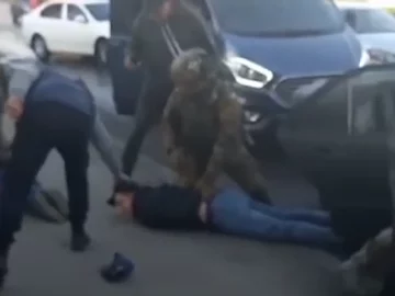 В Одесі "таксисти" обчищали пасажирів до нитки: відео