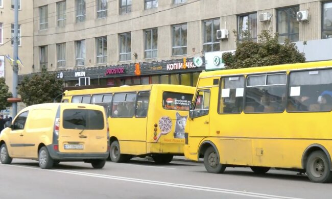Обмеження руху транспорту в Івано-Франківській області