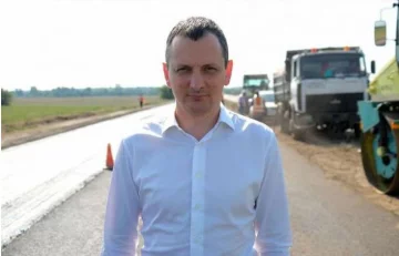 Советник премьера Юрий Голик раскрыл детали о большом строительстве школ, детсадов и стадионов