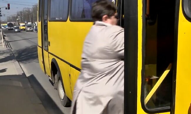 Новая система оплаты за проезд во Львовской области: теперь украинцам доступна удобная функция