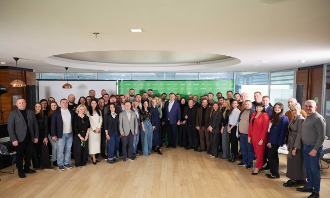 Слуга народу