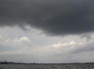 Дощі з новою силою заллють Одесу: невтішний прогноз по погоді на 19 березня