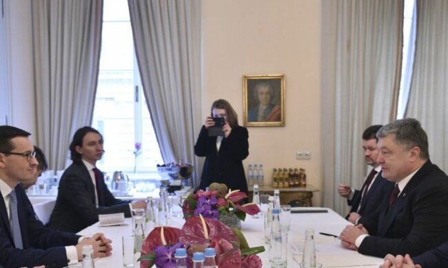 Порошенко Моравецкий