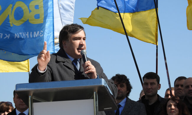 Саакашвили 04