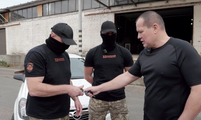 Палатний: «Українська команда» передала на фронт бійцям 33 штурмового полку чергову партію автівок