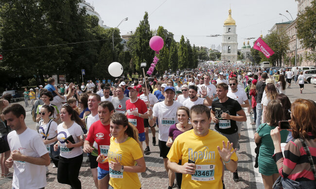 «Пробіг під каштанами»: де в Києві перекрито рух транспорту