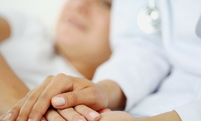 врач больница пациент