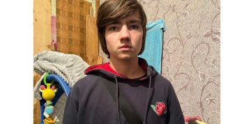 поліція розшукує неповнолітнього Олексія Бозовкіна