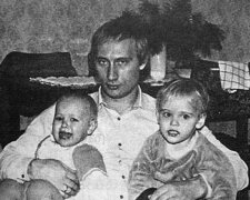 "Публічно заперечують родинні зв'язки": Путіну виповнилося 68 років, що відомо про його дітей і як вони виглядають
