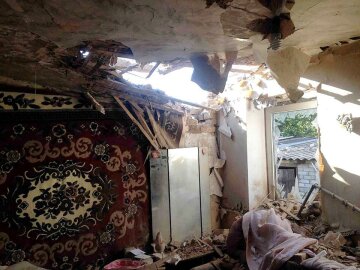 В Сети появились фото разрушенных боевиками домов Торецка (фото)