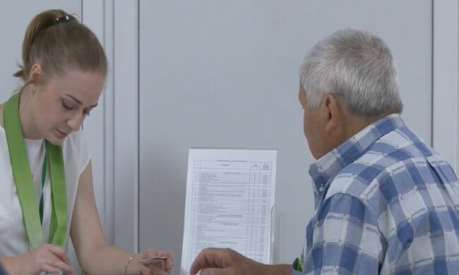 Гуманітарна допомога у Харківській області для пенсіонерів