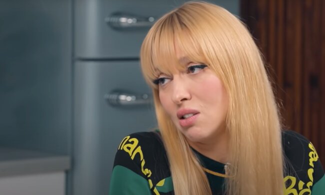 Оля Полякова