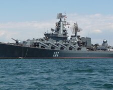 Ракетный крейсер Москва