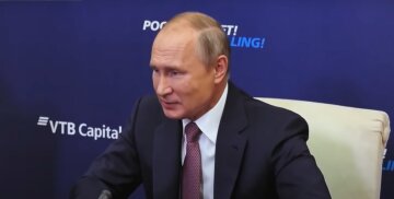 Володимир Путін осоромився на публіці, момент потрапив на відео: "Він здоровий?"