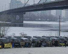 MK Foundation передав 50 автомобілів для українських військових – техніка на передовій