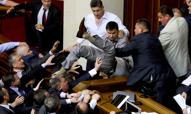 драка-Рада