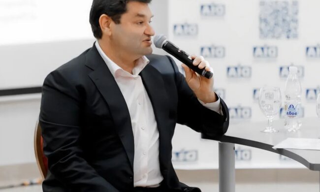 Вадим Єрмолаєв