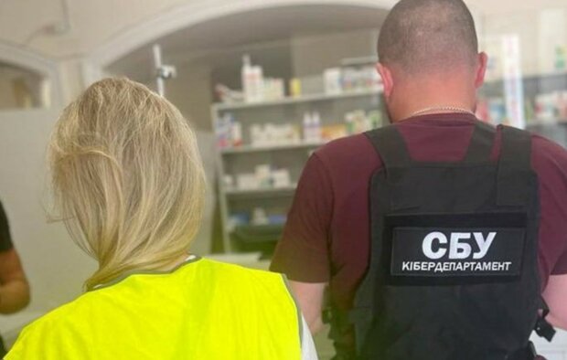 Спочатку радісно допомагала окупантам, а потім втекла на Київщину: що відомо про діяльність зрадниці