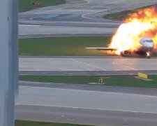 «Пассажиры выбегают из пылающего самолета, спасутся не все»: рассекречено видео катастрофы в Шереметьево