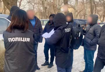 В Одессе предприниматель требовал деньги с военного, у которого мать борется с онкологией: что известно