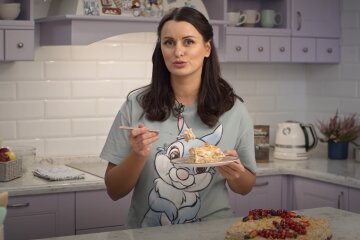 Значительно вкуснее и выгоднее магазинного: "Мастер Шеф" Глинская дала простой рецепт торта "Наполеон"