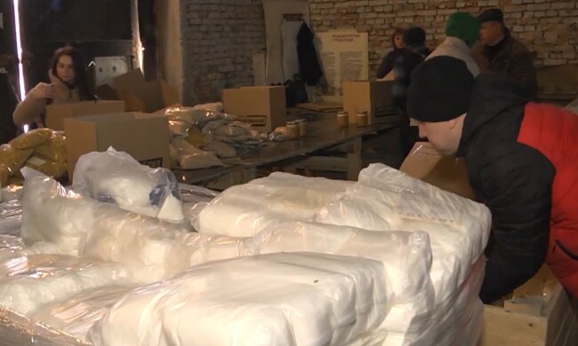Безкоштовні продукти для ВПО у Харкові