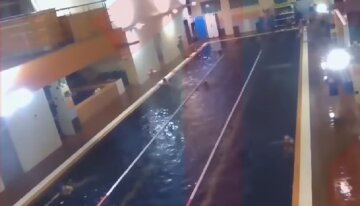 Молодой российский актер утонул прямо в бассейне, трагедия попала на видео