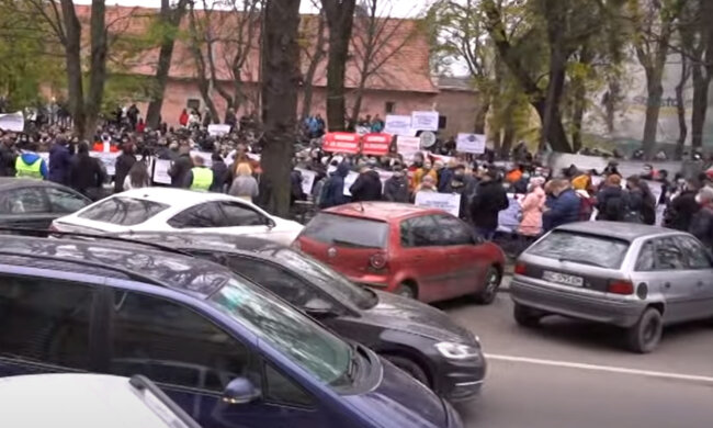 Мэры украинских городов взбунтовались против ужесточения карантина: где выходной день будет обычным