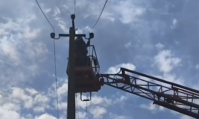 Графики отключения света в Сумах на 15 января