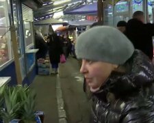 Киевляне вышли на "охоту" перед новым годом: за продуктами выстроились огромные очереди,  видео