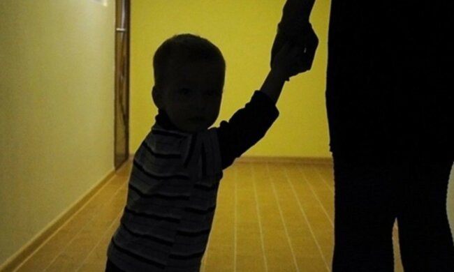 горе-мать, ребенок, дети