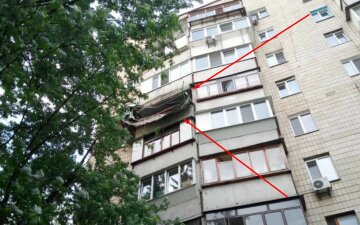 "Конструкція важила майже тонну": балкон з "городом" впав у Харкові, кадри НП