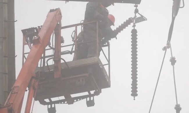 Графики отключения света в Запорожье и области на 6 февраля