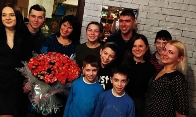 "Я хочу остановить оккупационную чуму": мать восьмерых детей самоотверженно бросилась на передовую