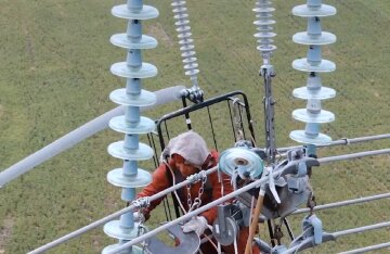 Графики отключения света в Ровенской области на 9 апреля